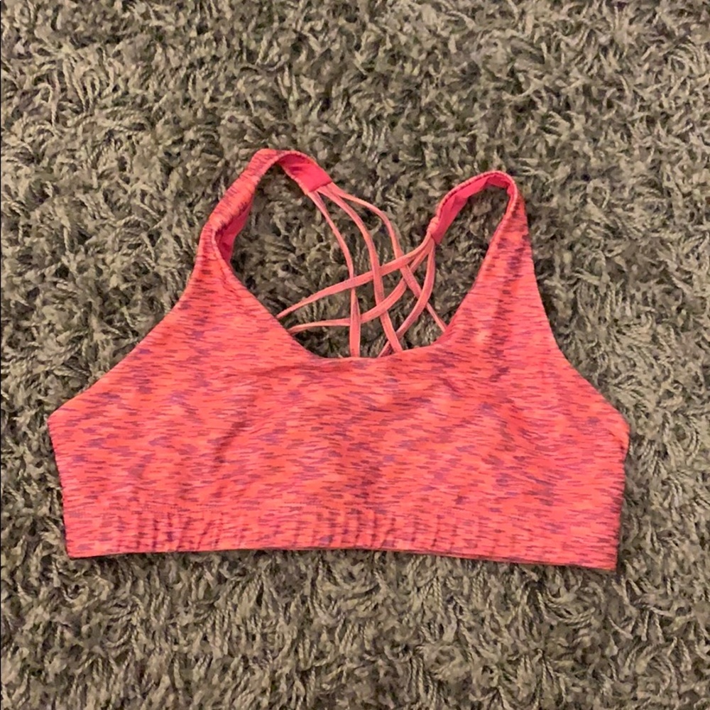 Criss-cross back sports bra